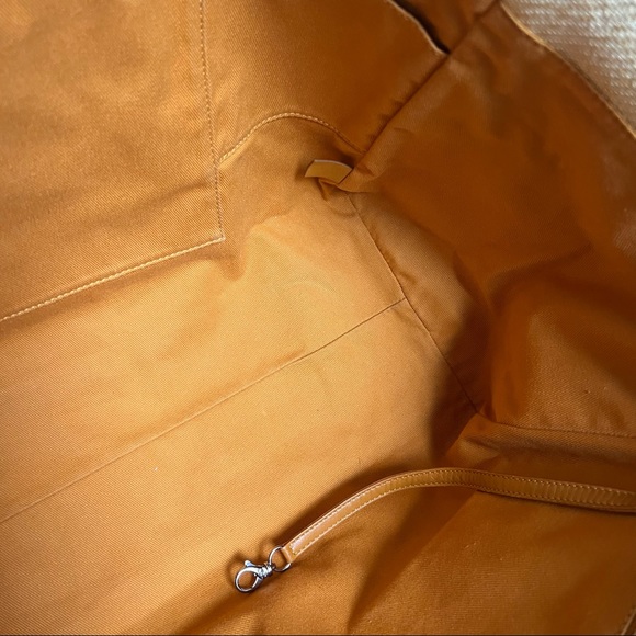 Chanel Woven Straw Raffia Medium Deauville Tote Beige - Picture 9 of 16